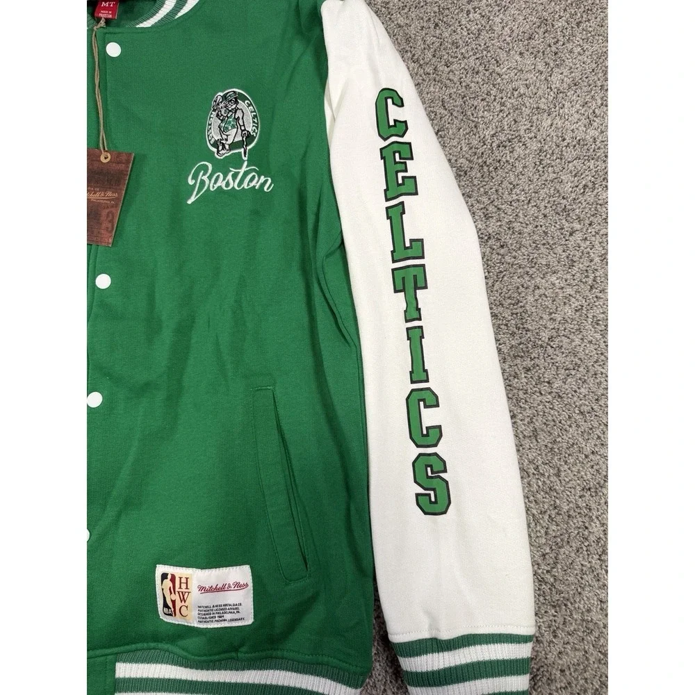 Boston Celtics Jacket Mens MEDIUM TALL Mitchell & Ness Varsity Basketball NWT